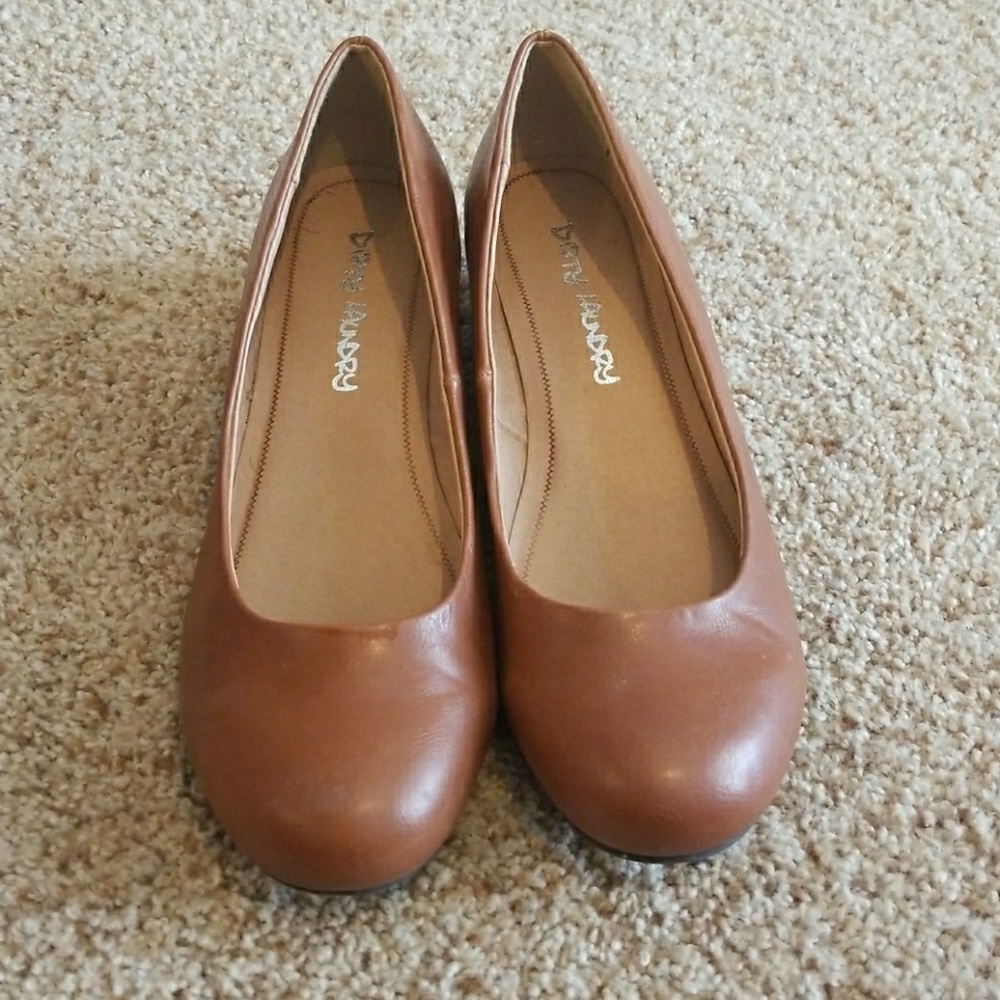 Dirty Laundry cognac tan shoes!
